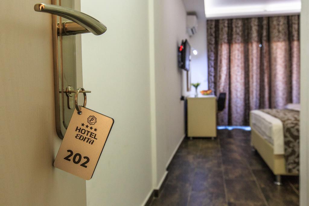 Hotel Edita Ulcinj Kültér fotó